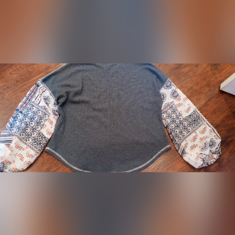 Bohemian Patchwork Sleeve Top - image 5